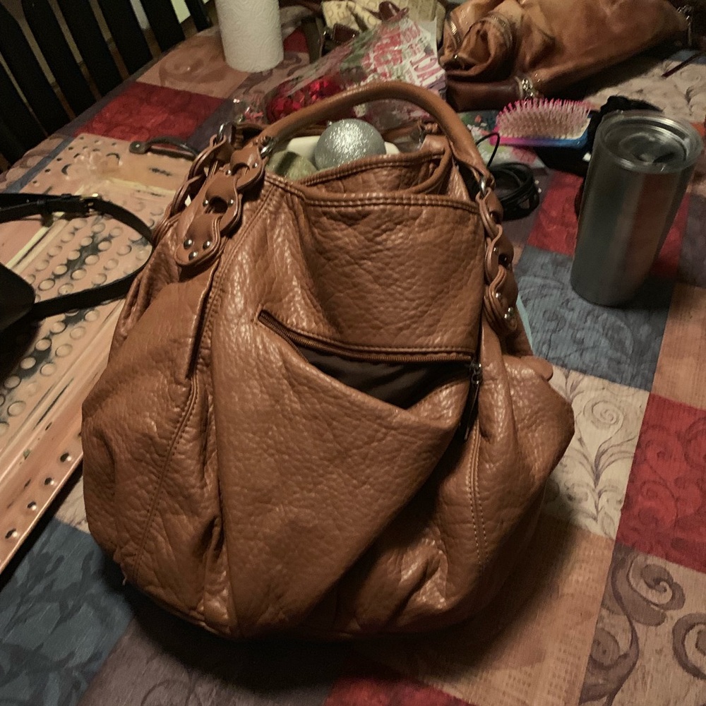 Satchel - Picture 3 of 3